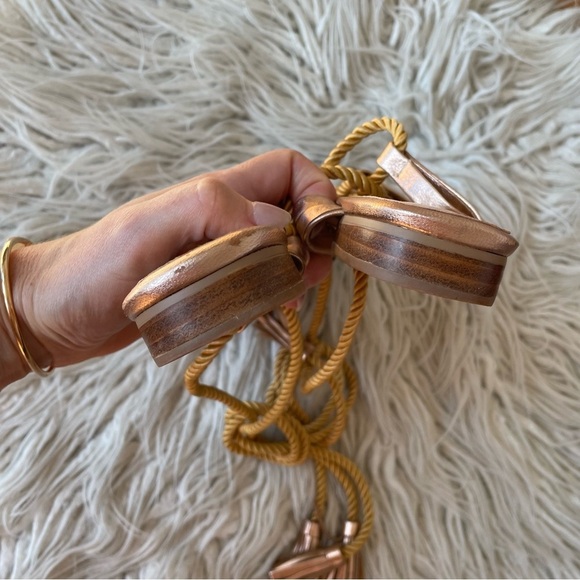 Anthropologie BILLY ELLA Lucerna Metallic Gold Leather Gladiator Tie Sandals 8 - Picture 10 of 12